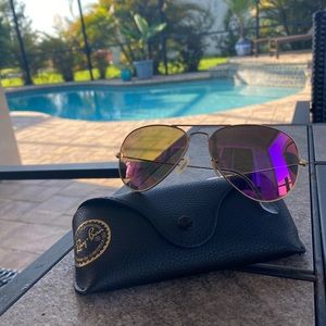 Ray Ban RB3025 new condition! POLARIZED!!!